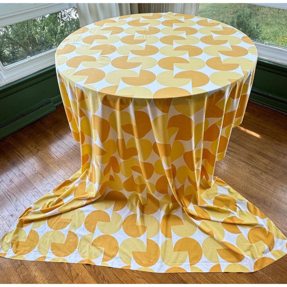 Vintage 70s flat / top sheet, geometric orange yellow round shapes, twin size